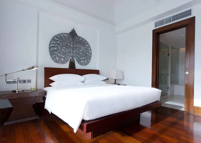 Park Hyatt Hotel 5*